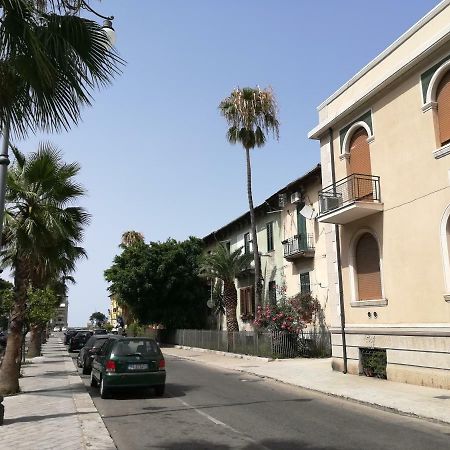 Guest House B&B Via Marina Reggio de Calabre Extérieur photo