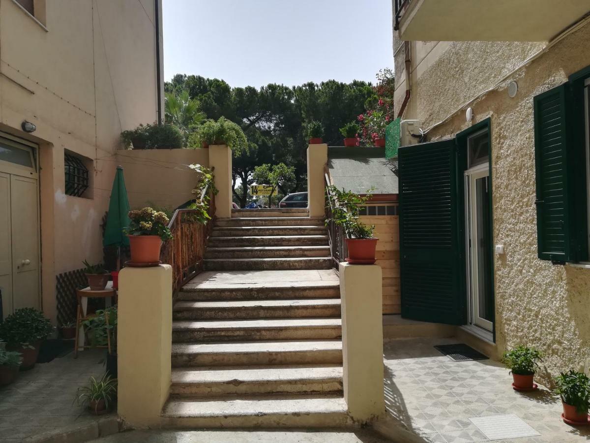 Guest House B&B Via Marina Reggio de Calabre Extérieur photo